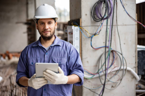 Best Affordable Electrician  in Carlyle, IL